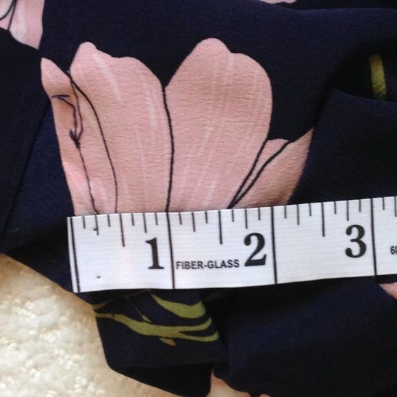 FavLux Floral Shorts Lined Size 2X - Picture 7 of 11